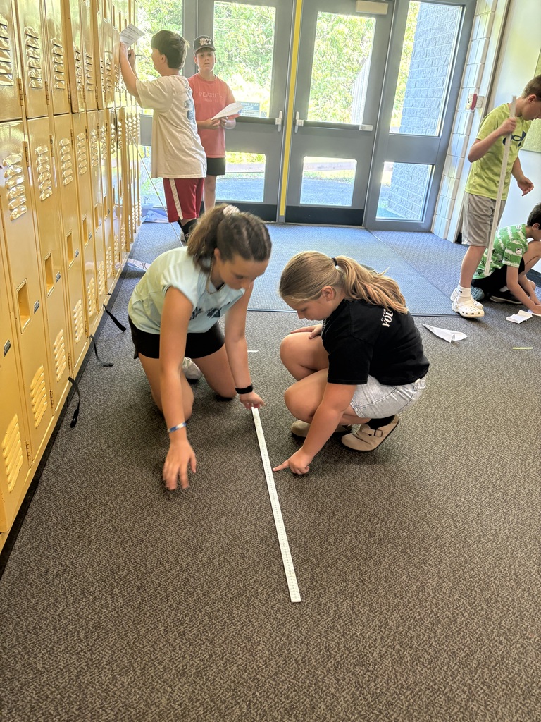 students measuring