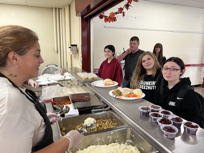 Students eating lunch