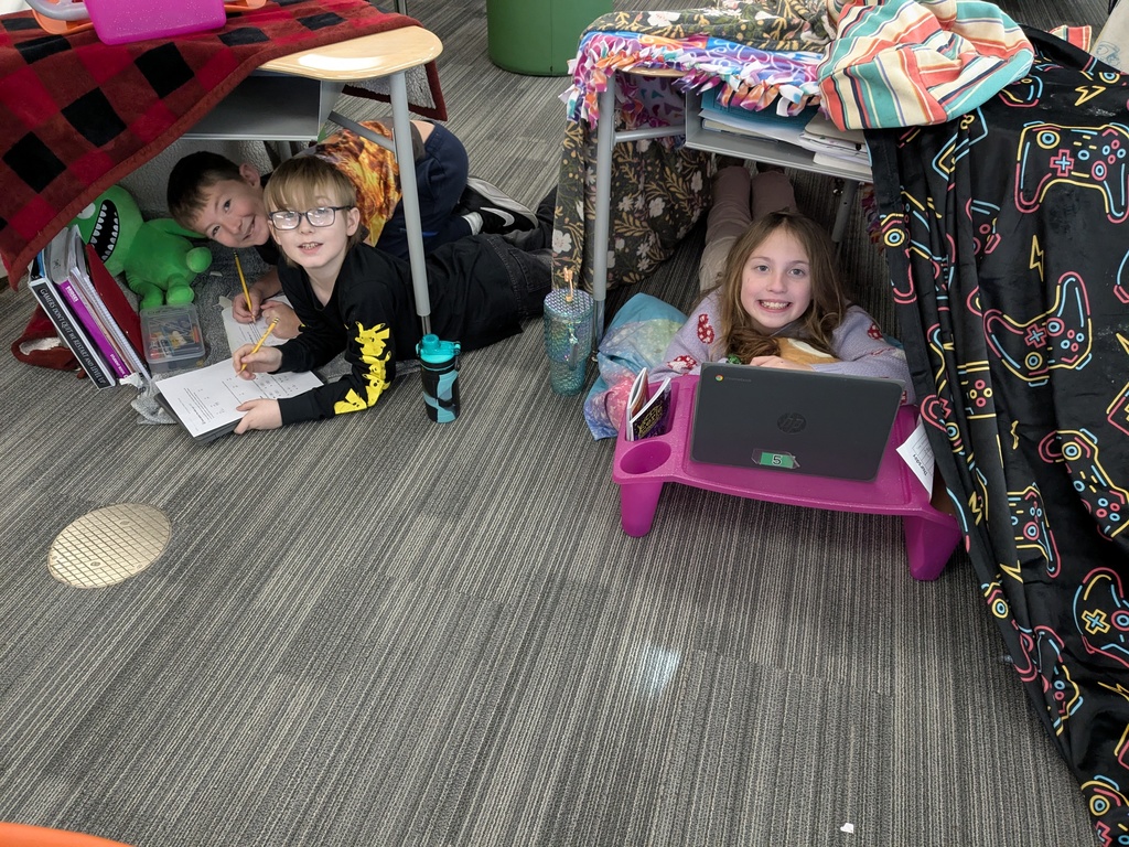 Students in forts in classroom