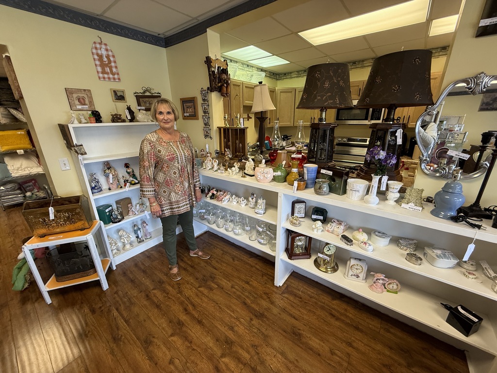 Pam Roberts - Duds & Dough room 3