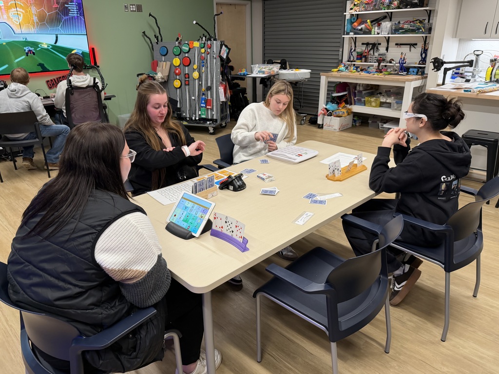 Zoe Claire Cassidy and Rowena