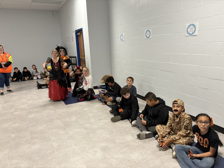 Students waiting on goodies!