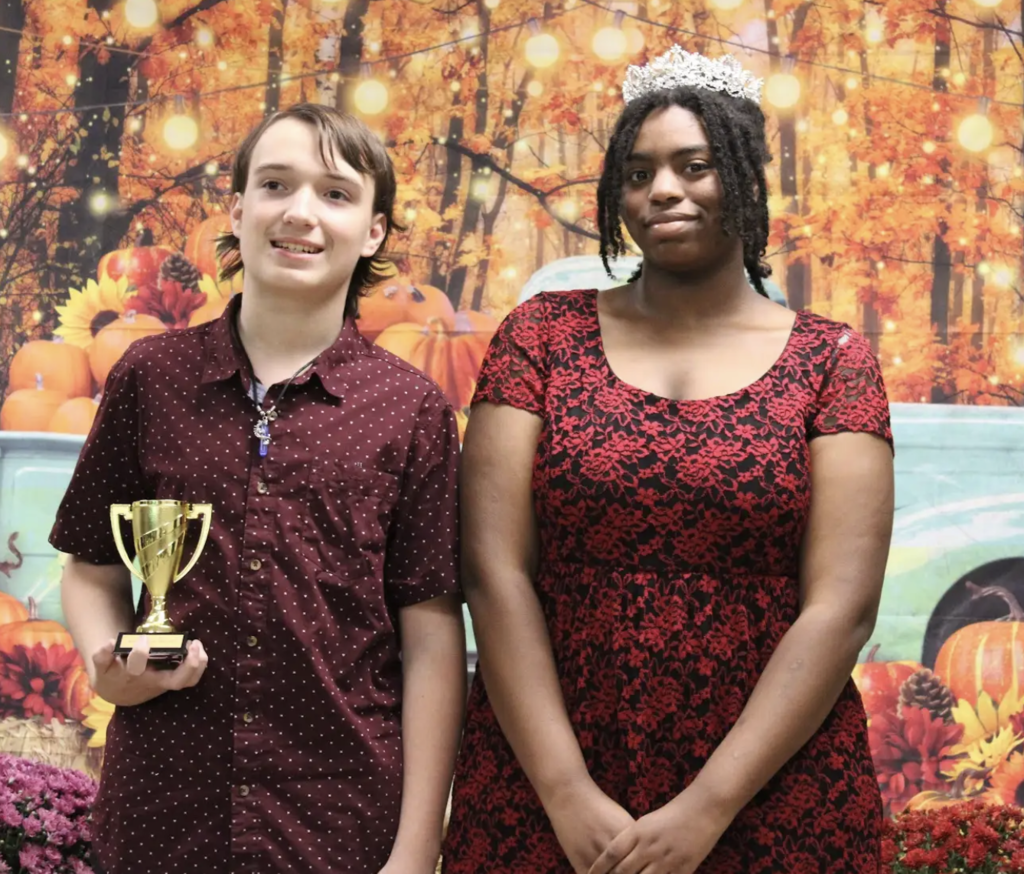 Aziyza Barnes & Jacob Atkinson