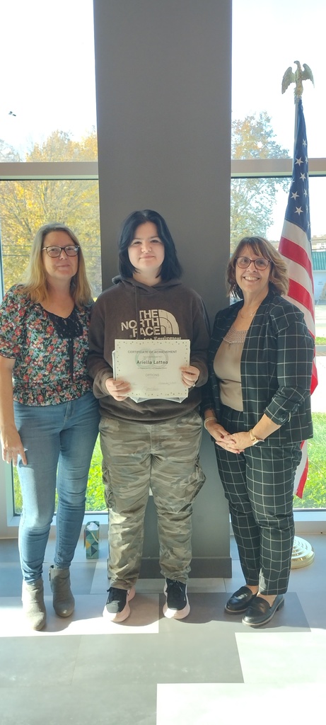 Ms. Lott, Arielle - Options Student of the Nine Weeks, and Mrs. Utt