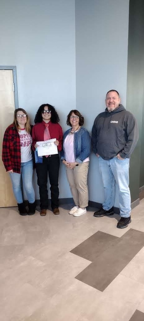 Mrs. Lott, Olivia Kennerly, Mrs. Utt, and Mr. Brian Guthrie (CAS Cable)