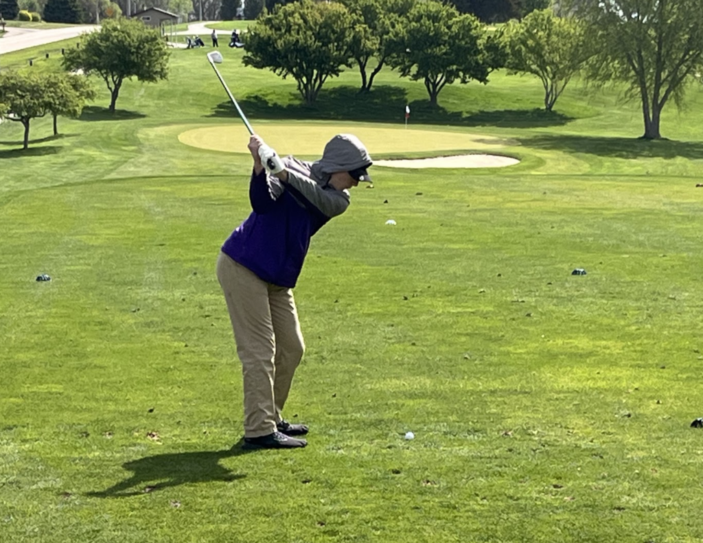 Kalvin Tee Shot