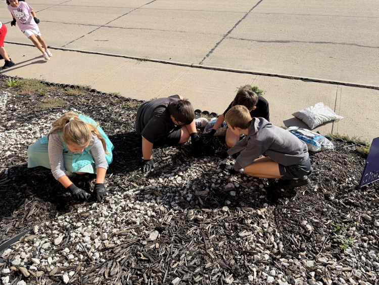 kids working
