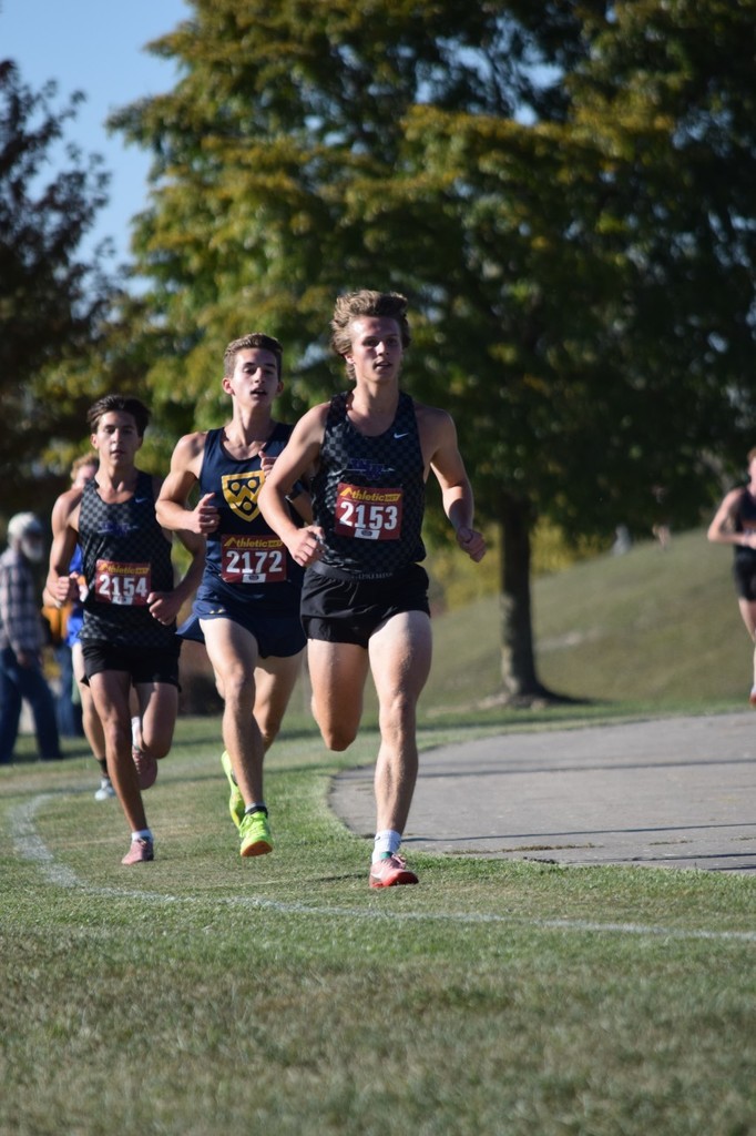 students running