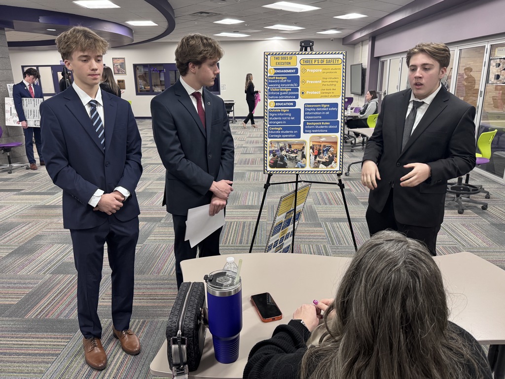 whs students prep and practice before deca state competition