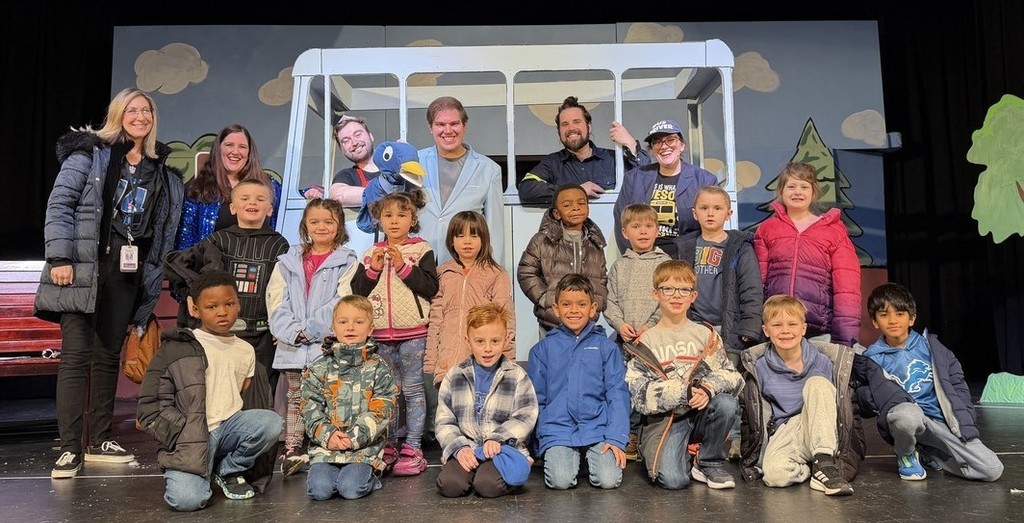 yake students attend dypac play