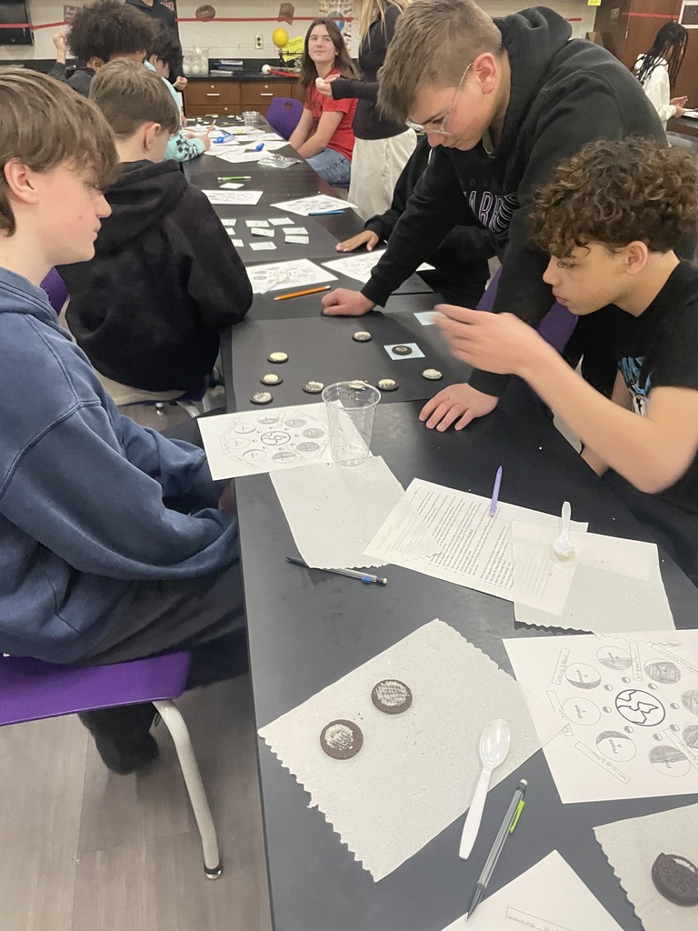 students working on oreo cookie moon phase project