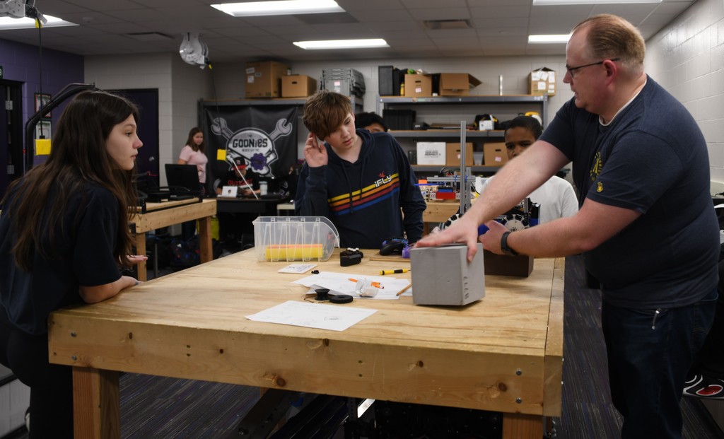 students at the robotics camp