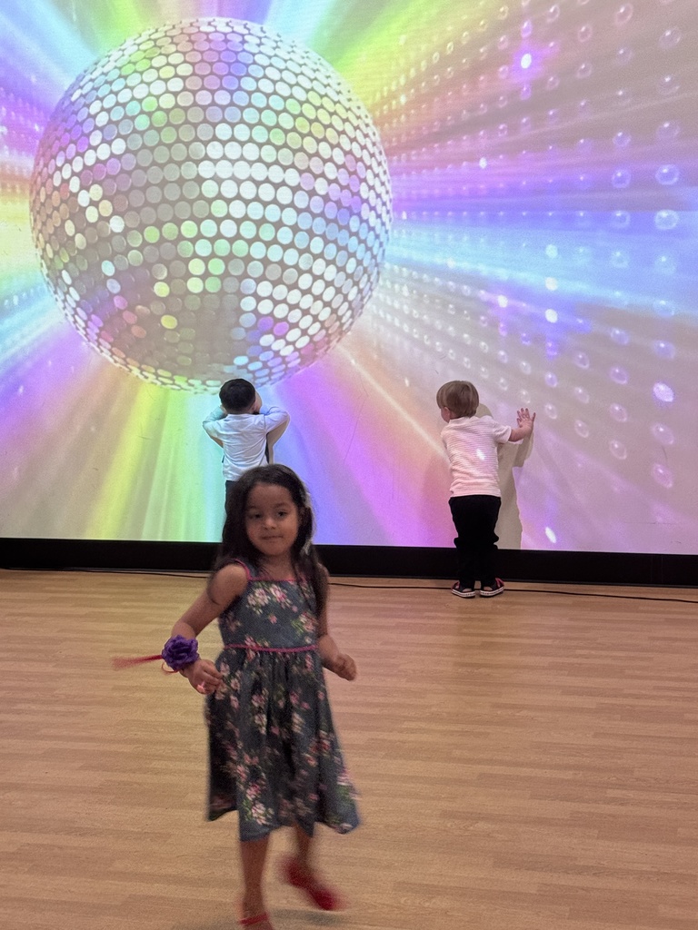 parents and children at the twirling our tots TOTE event