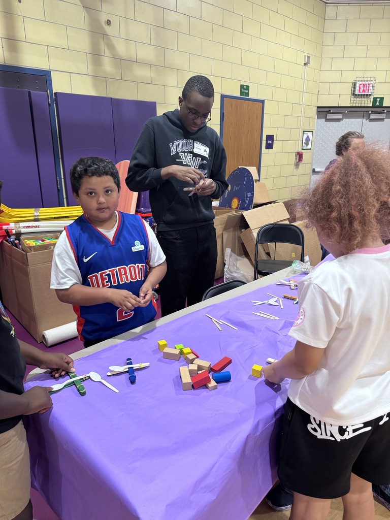 students attend stem day at wegienka with goon squad