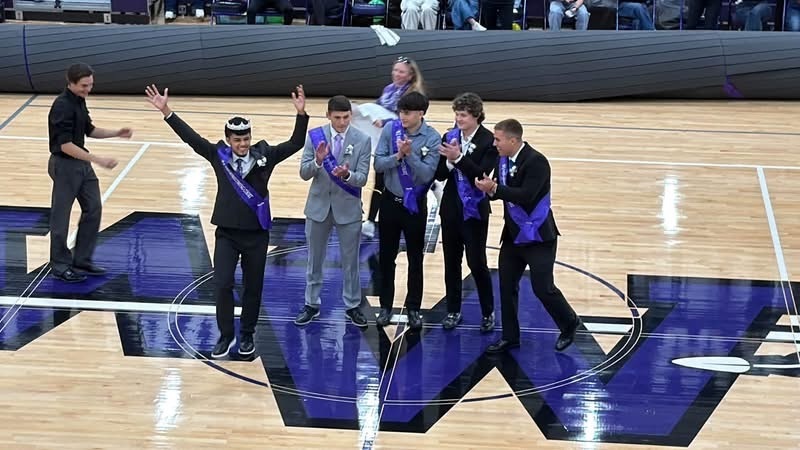 pep rally king crowned