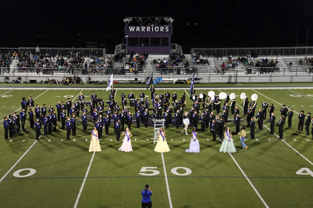 crowning of homecoming queen