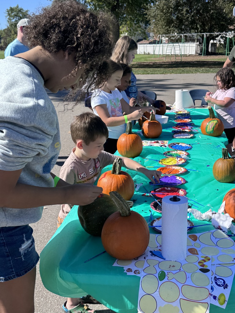 pumpkin decorating