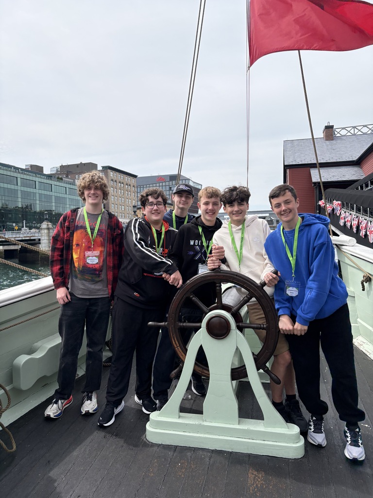 students on 8th grade bms boston trip