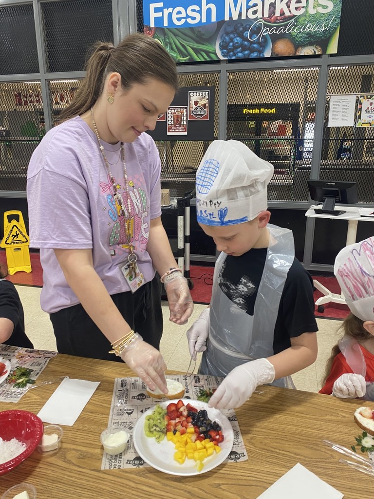 Students working on their Bruschetta.