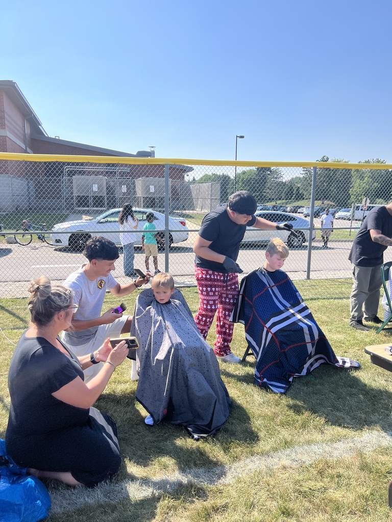 free haircuts at WMS Back to School Bash