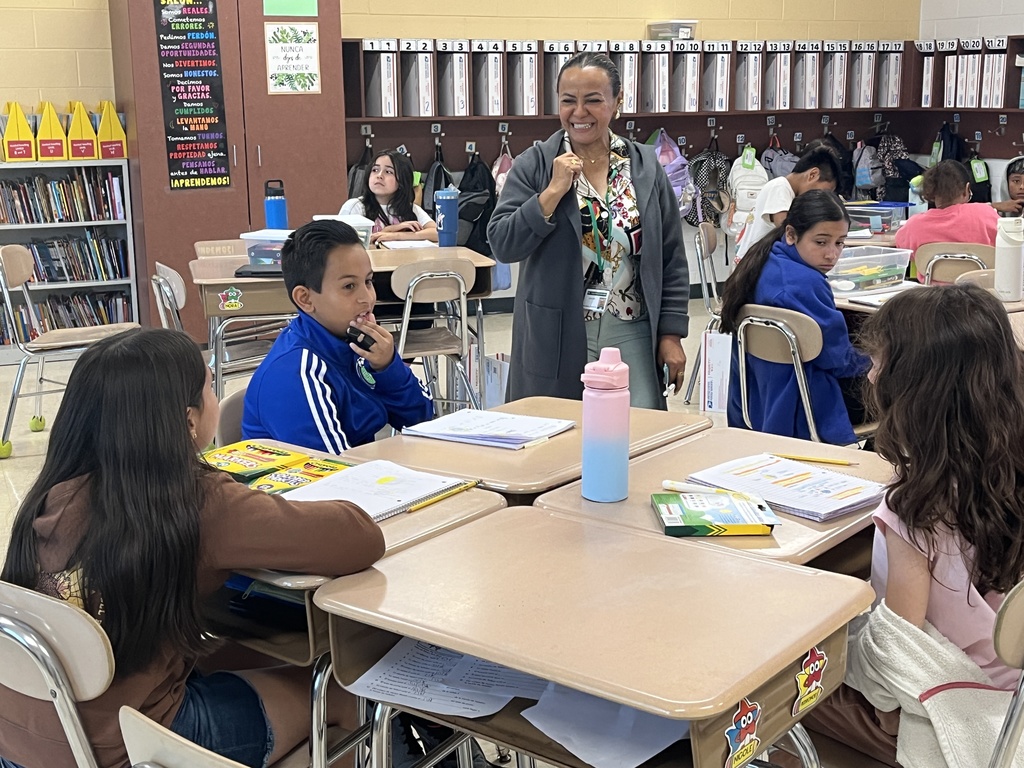 Ms. Figueroa's 5th Grade Dual Language Spanish Class