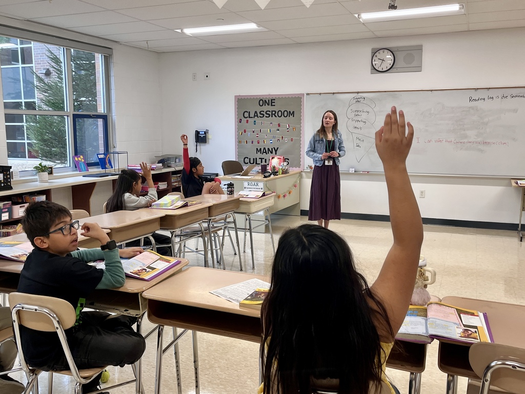 Woodland Intermediate Teacher and Students