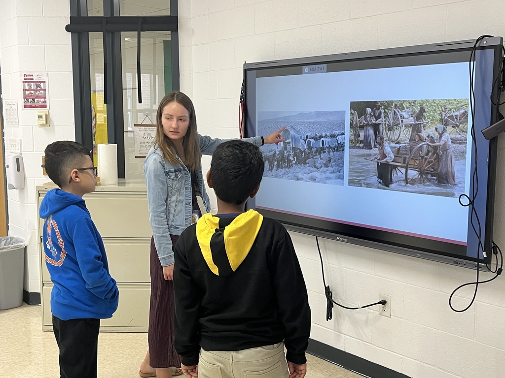 Woodland Intermediate Teacher and Students