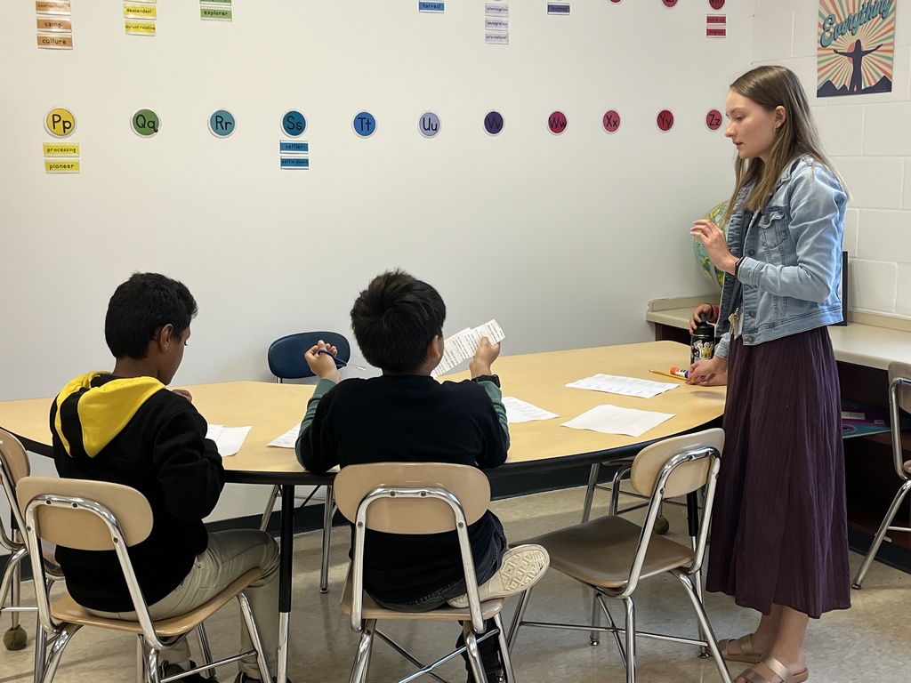 Woodland Intermediate Teacher and Students