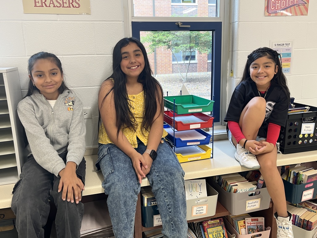 Woodland Intermediate Teacher and Students