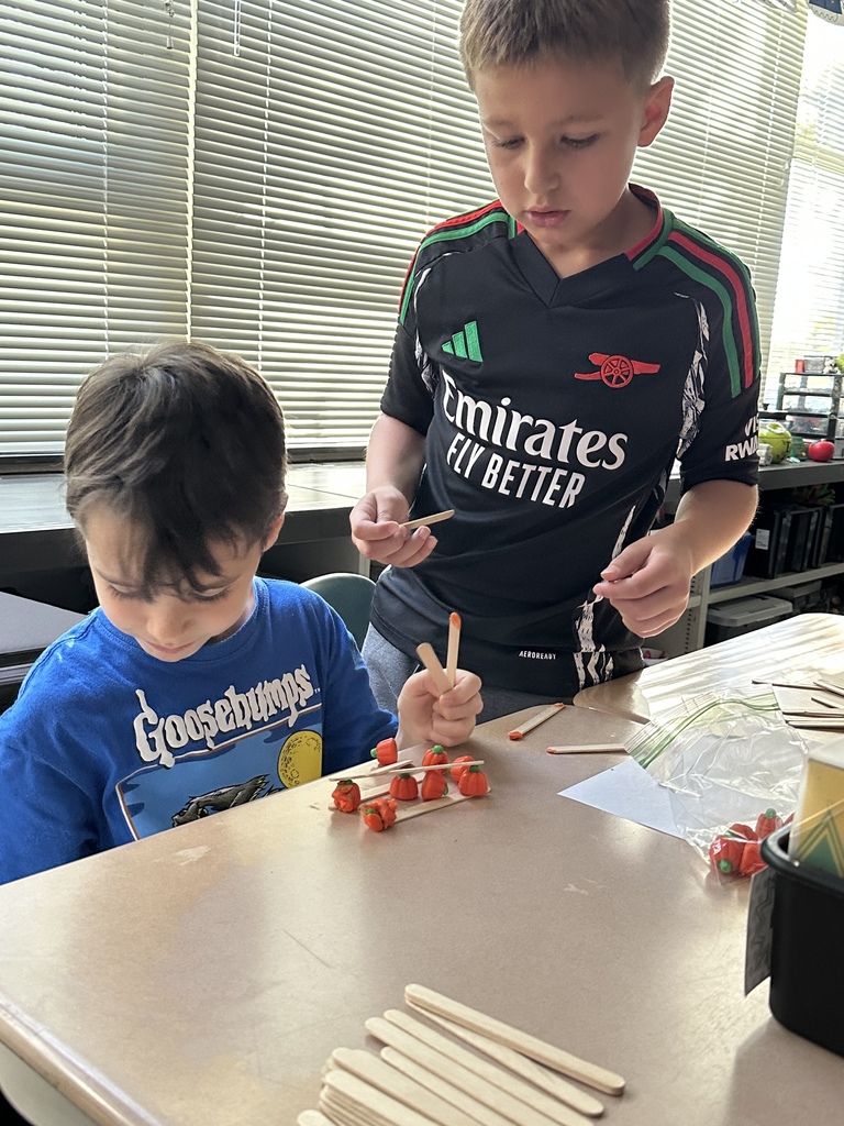 Pumpkin Tower STEM Challenge