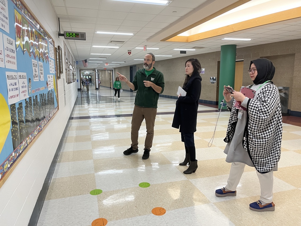 Tour of Woodland Intermediate