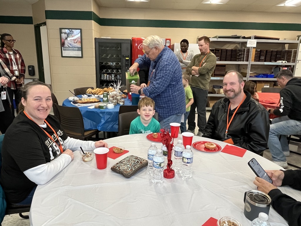 Veterans Day Breakfast at Primary