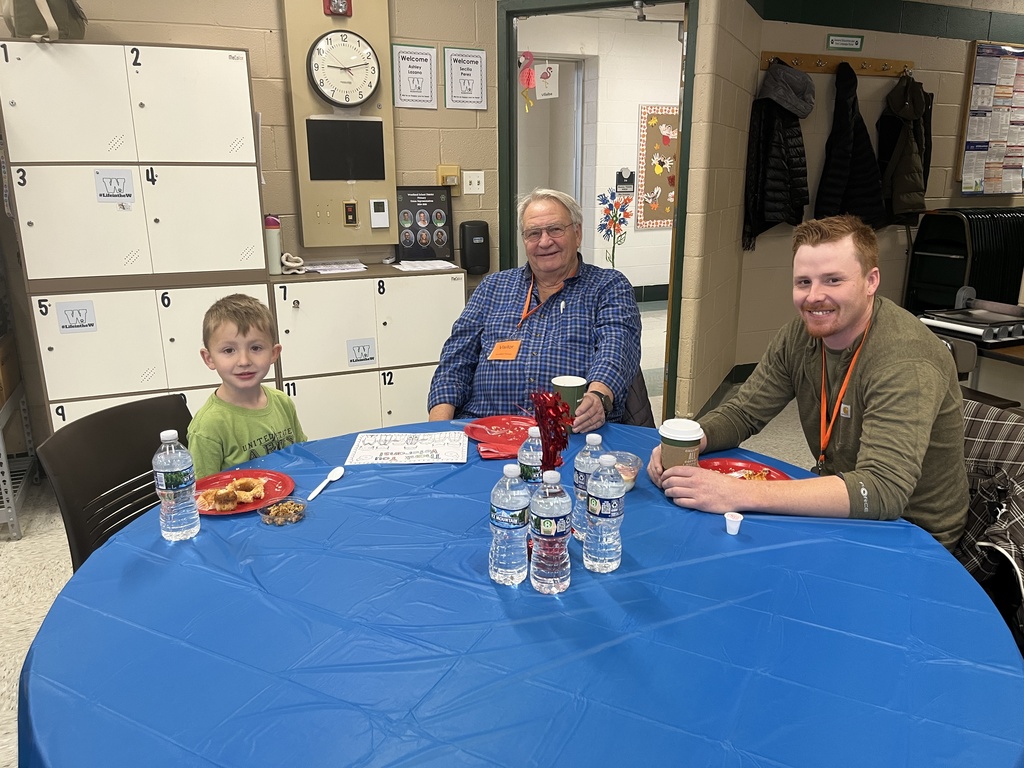 Veterans Day Breakfast at Primary