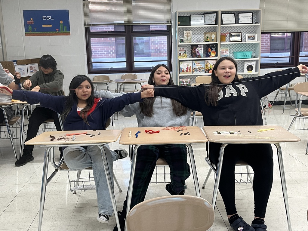 Voice and Vibe Club at WMS making friendship bracelets 