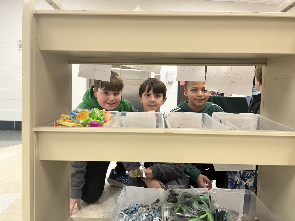 4th and 5th grade PBIS Student Leaders pack donations to Lurie Children's Hospital