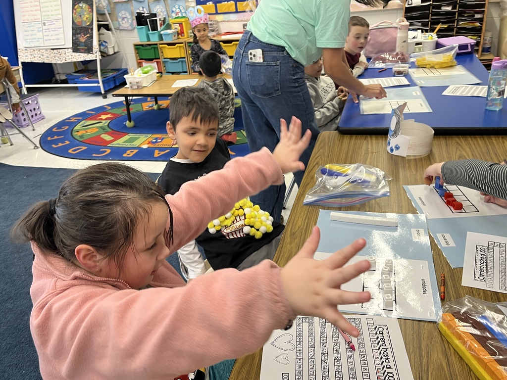 Math lesson on 100th Day of School with Ms. Santos!