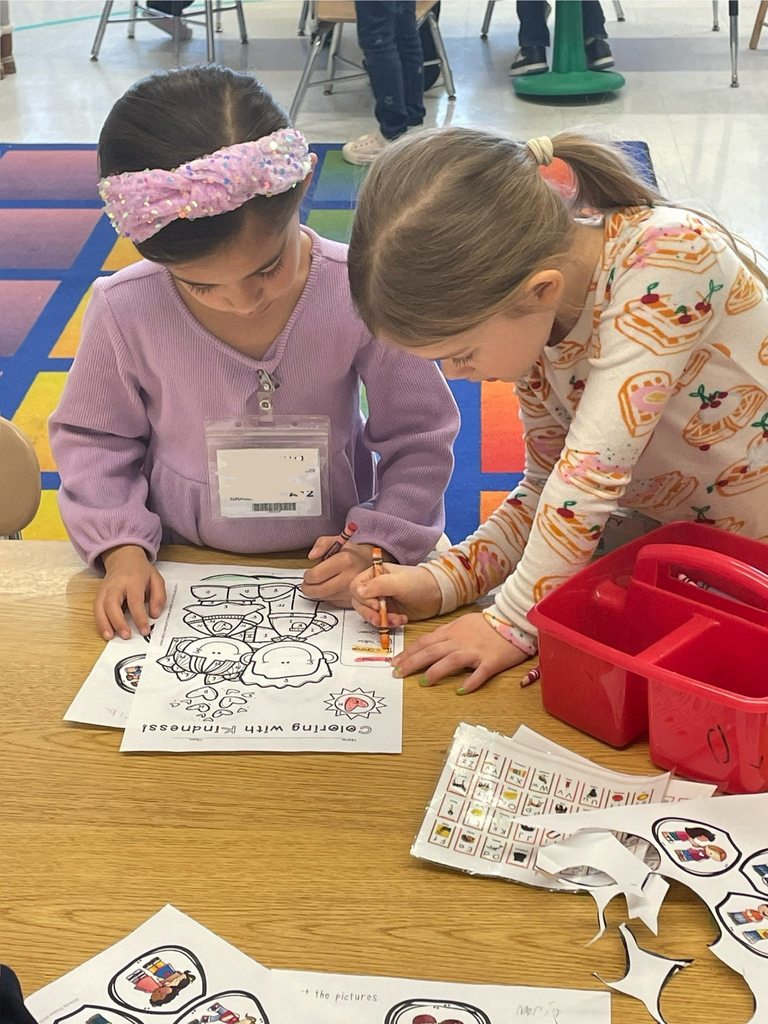Students create Kindness Flowers 