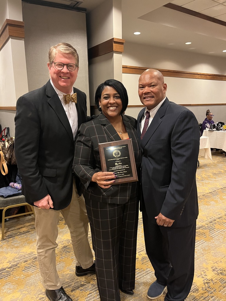 Tiffany Drake Recognized as NAUW Northshore Branch Educator of the Year