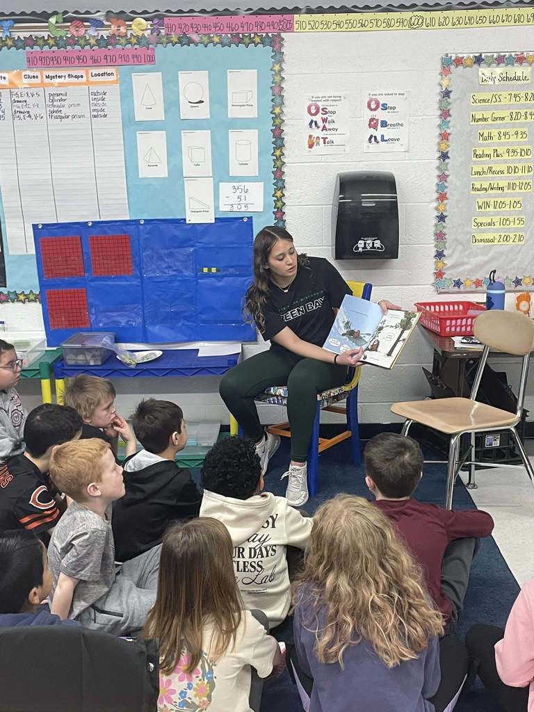 Leaders are Readers at Woodland Elementary 