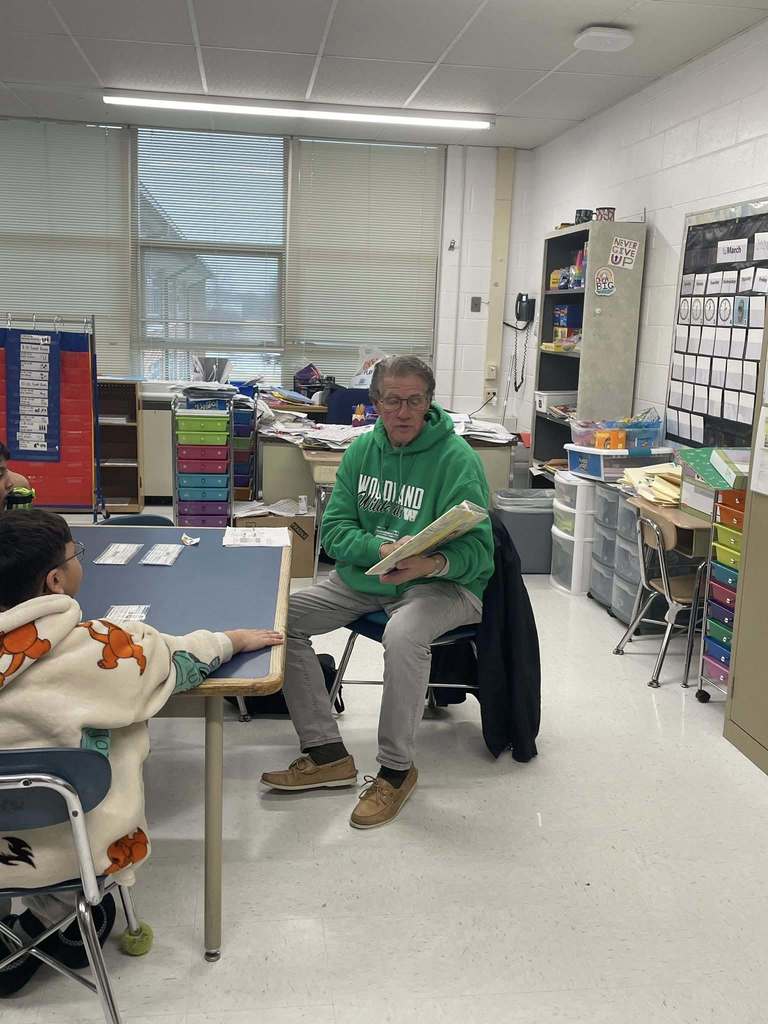 Leaders are Readers at Woodland Elementary 