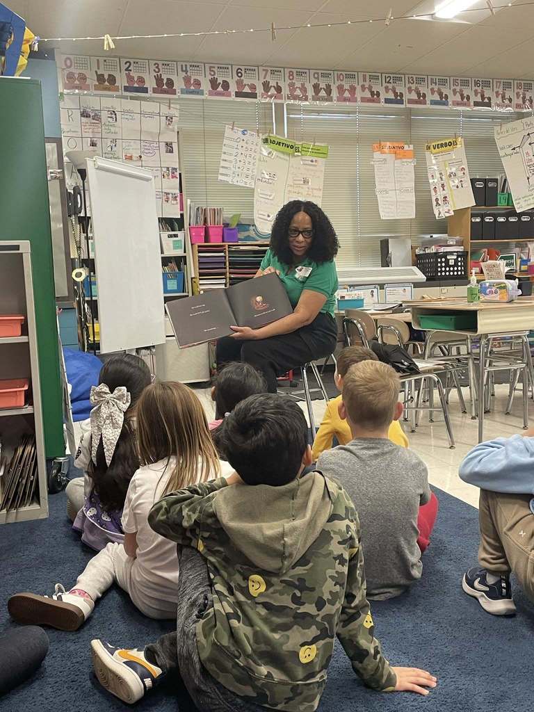 Leaders are Readers at Woodland Elementary 