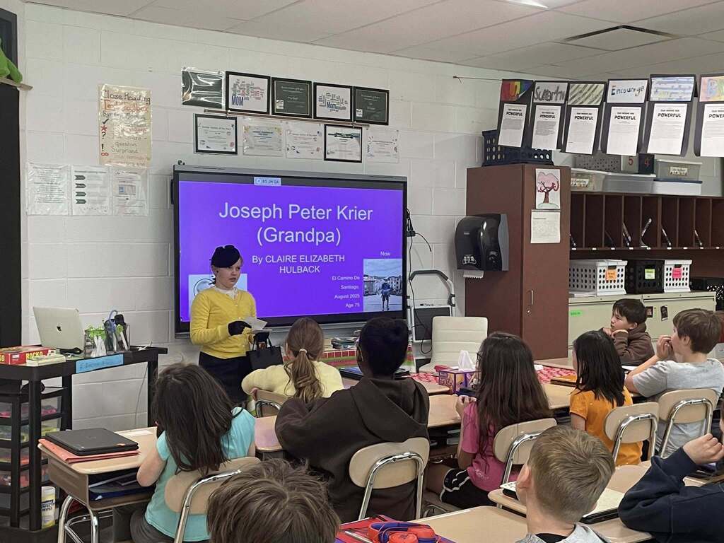 4th Grade students presenting to their class