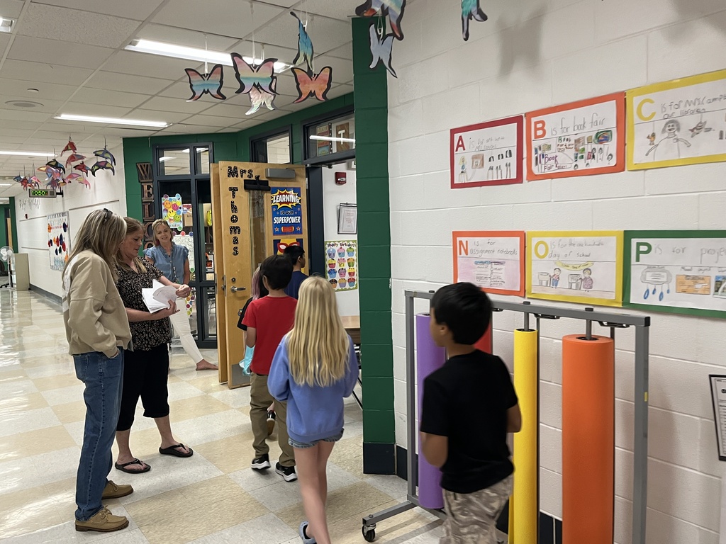 3rd graders visit Intermediate to prepare for their transition to 4th grade