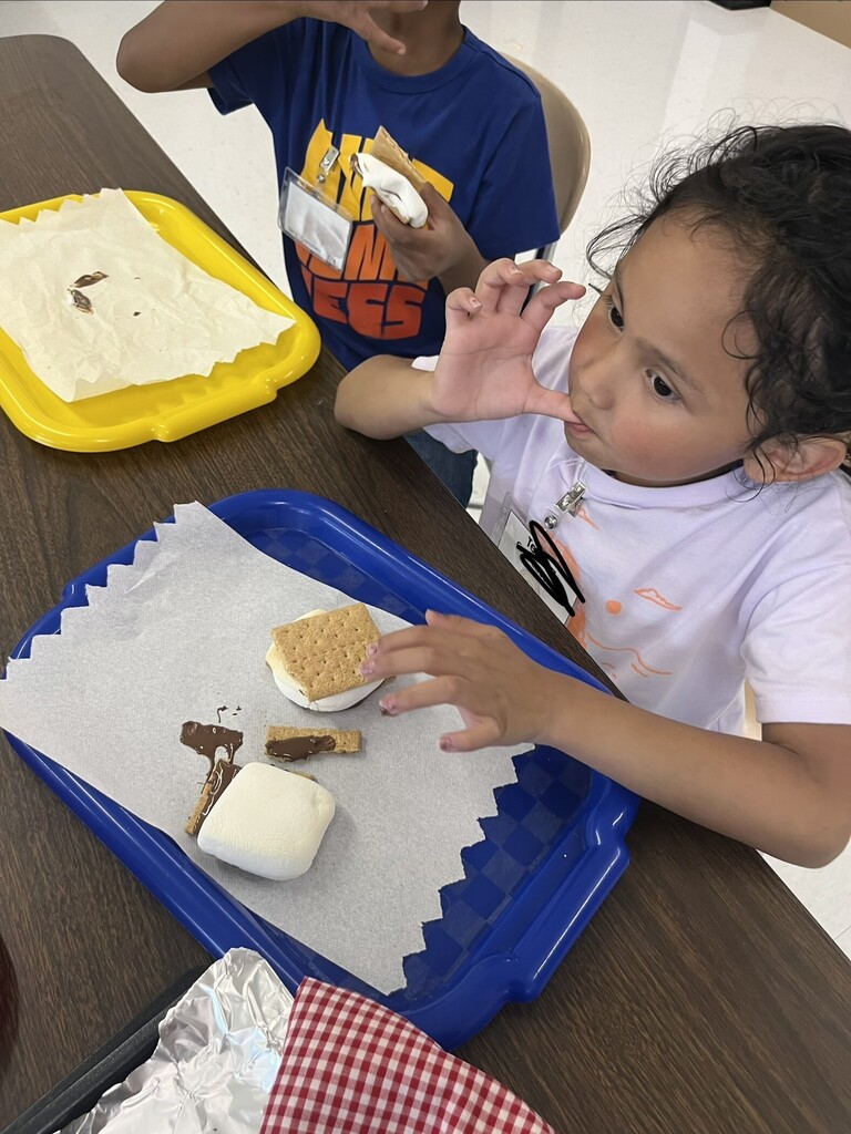 Summer is such a treat in Ms. SanchezPanchi's class! S'mores at Wildcat Summer Adventures 🤩