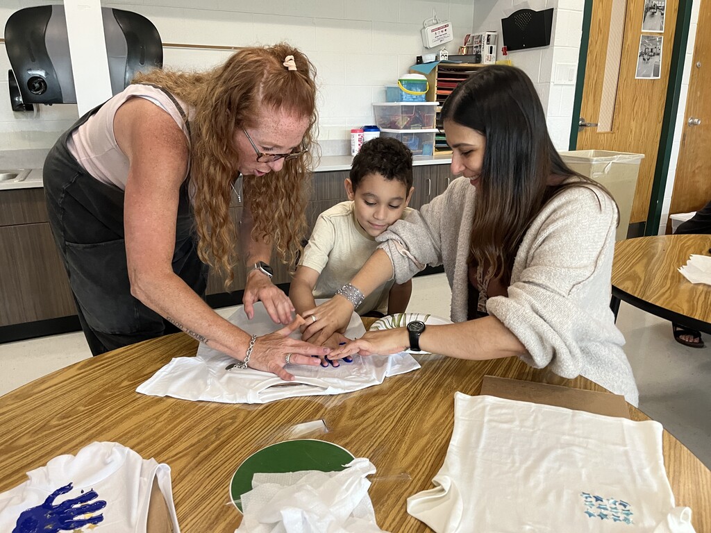 Painting t-shirts in Summer School