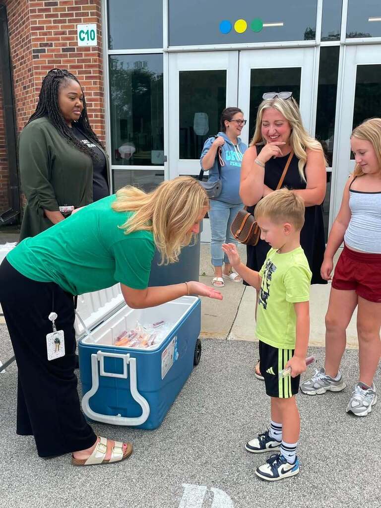 Primary: Popsicles with the Principal 