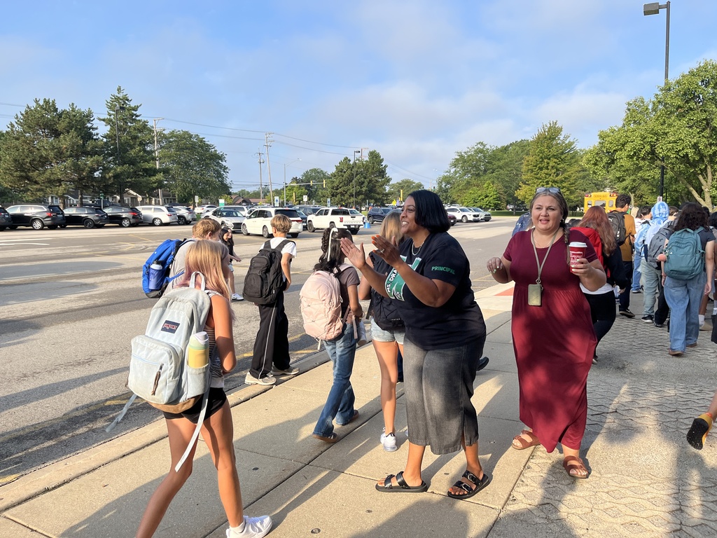 Students arriving for the first day of school at Woodland Middle School - Aug. 2026