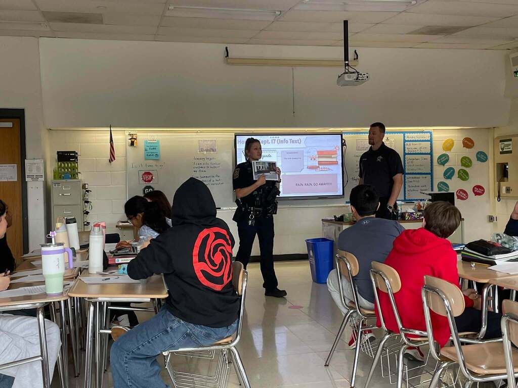Students in Ms. Wakefield's class working the Dets. Hansen and Parsell