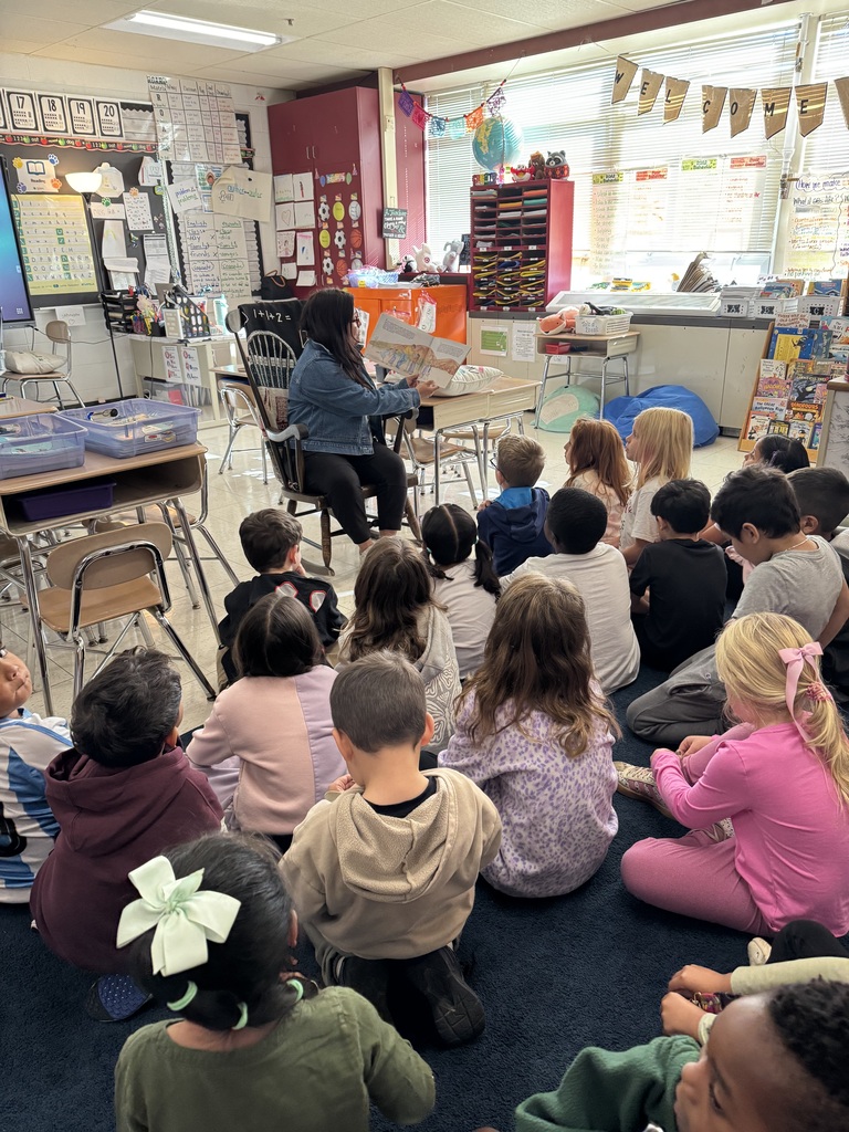 Guest Reader in 1st Grade