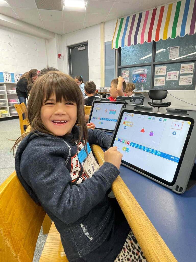Coding lesson at Primary 